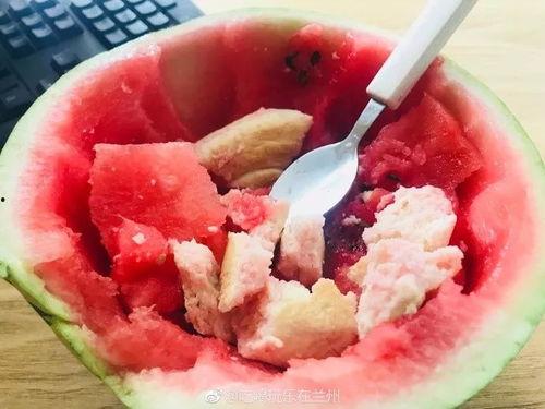 吃瓜配馍,探寻传统美食的独特魅力