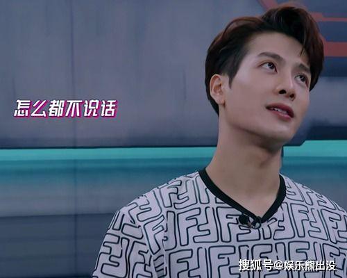 王嘉尔吃瓜,揭秘娱乐圈幕后故事