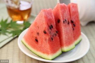 入伏吃瓜图片大全